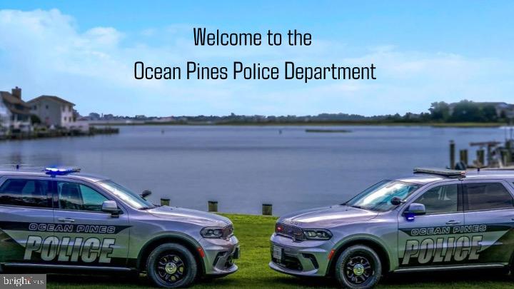 82 Sandyhook Road Berlin, MD 21811 - Photo 55 of 55 a front view of a house with a table and chairs
