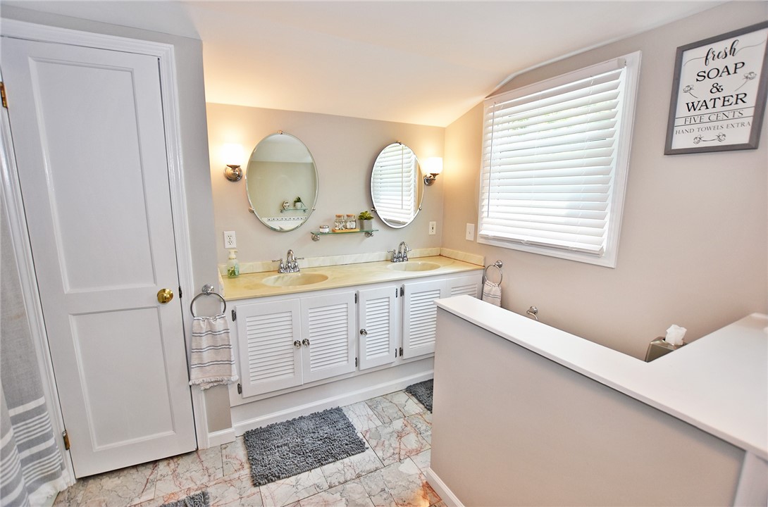 9 Little Spring Run Perinton, NY 14450 - Photo 29 of 47