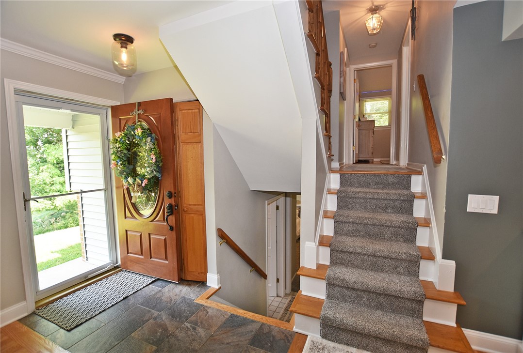 9 Little Spring Run Perinton, NY 14450 - Photo 3 of 47