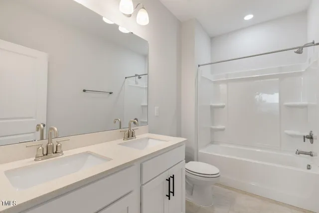 a view of a window in an empty room