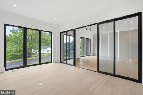 $2,649,000 | 1747 Gilson Street, Falls Church, VA 22043
