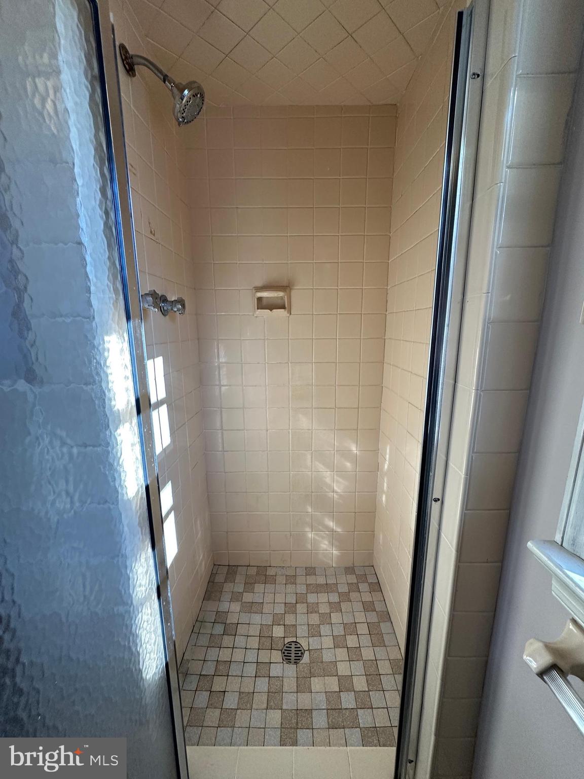 1111 East Sandy Ridge Road Doylestown, PA 18901 - Photo 34 of 42 First Level Full Bath