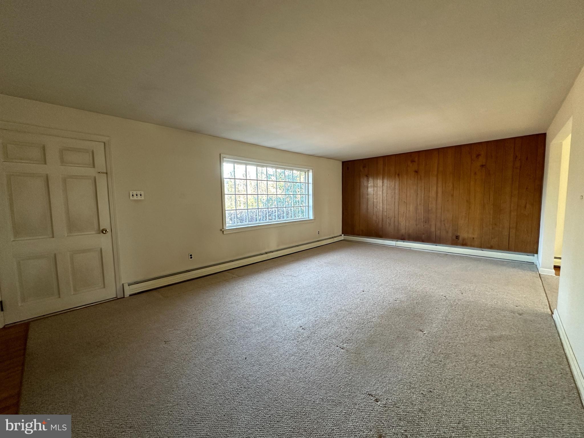 1111 East Sandy Ridge Road Doylestown, PA 18901 - Photo 8 of 42 Living Room