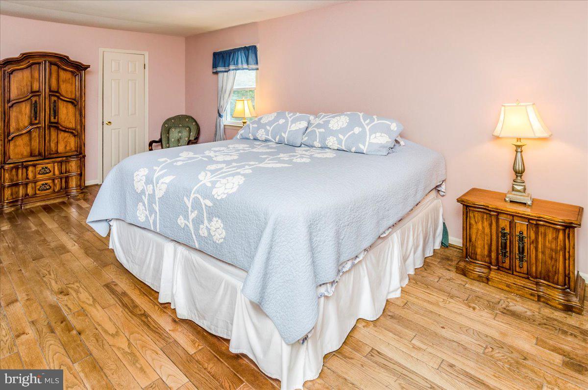 5926 Corrigan Road Doylestown, PA 18902 - Photo 16 of 31 Gallery Image 16
