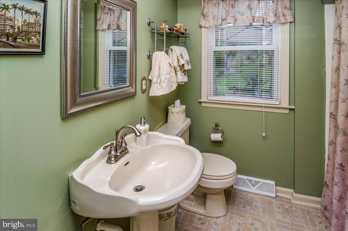 5926 Corrigan Road Doylestown, PA 18902 - Photo 24 of 31 Gallery Image 24