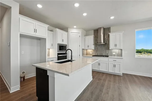 $398,655 | 1705 Northwest 105th Terrace, Kansas City, MO 64155