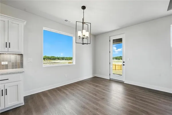 $398,655 | 1705 Northwest 105th Terrace, Kansas City, MO 64155