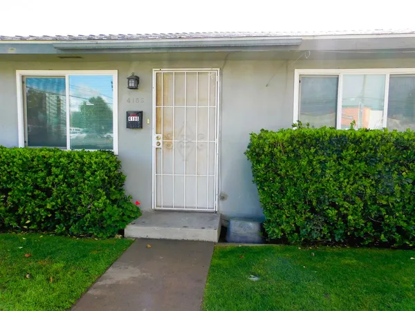 $1,300 | 4186 East Ashlan Avenue, Fresno, CA 93726