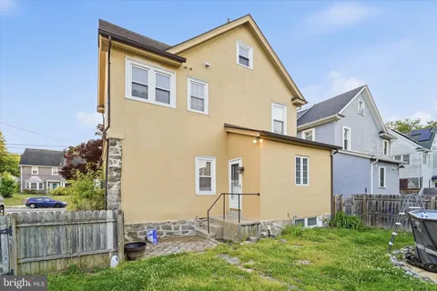 $475,000 | 327 Congress Avenue, Lansdowne, PA 19050