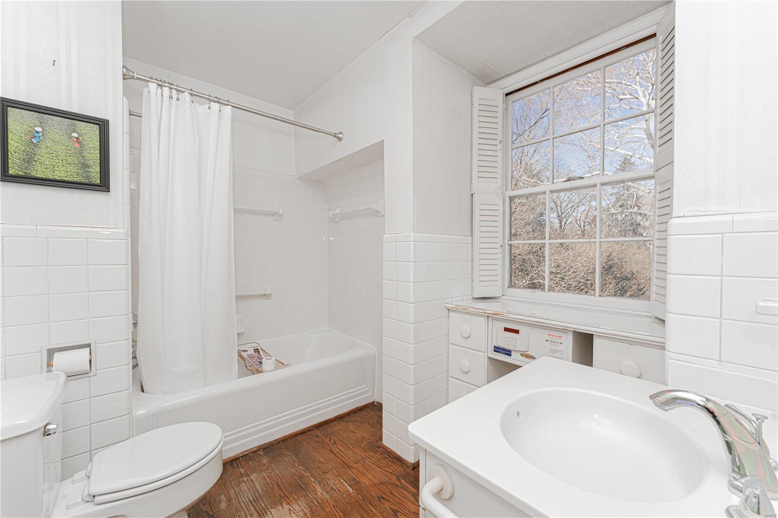 9559 Litzsinger Road Ladue, MO 63124 - Photo 34 of 41 Gallery Image 34