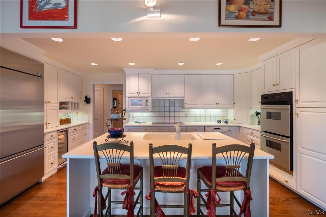 1556 Saucon Valley Road Bethlehem, PA 18015 - Photo 17 of 39 Gallery Image 17