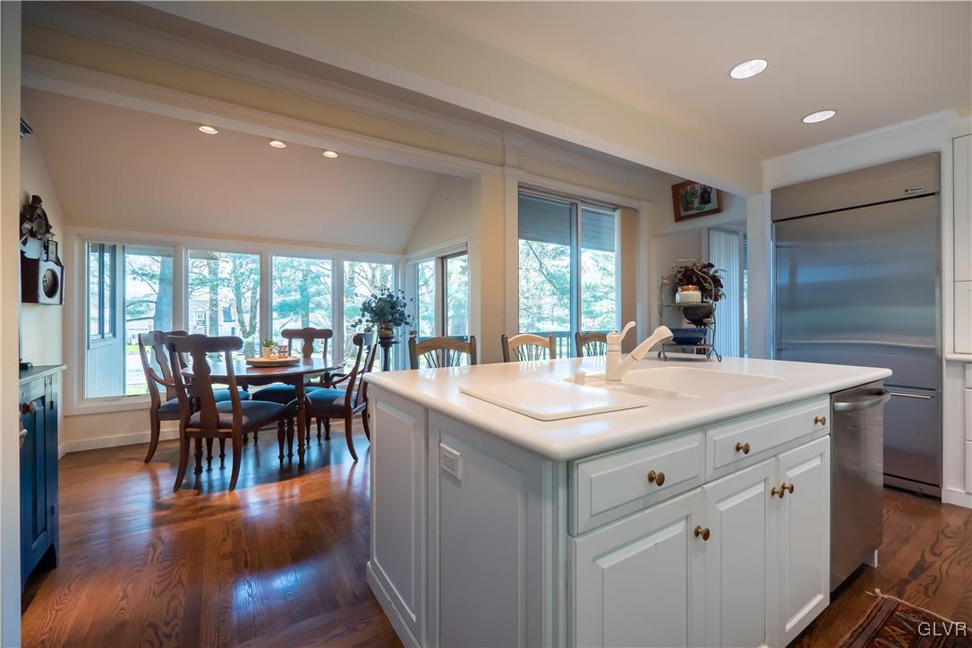 1556 Saucon Valley Road Bethlehem, PA 18015 - Photo 19 of 39 Gallery Image 19