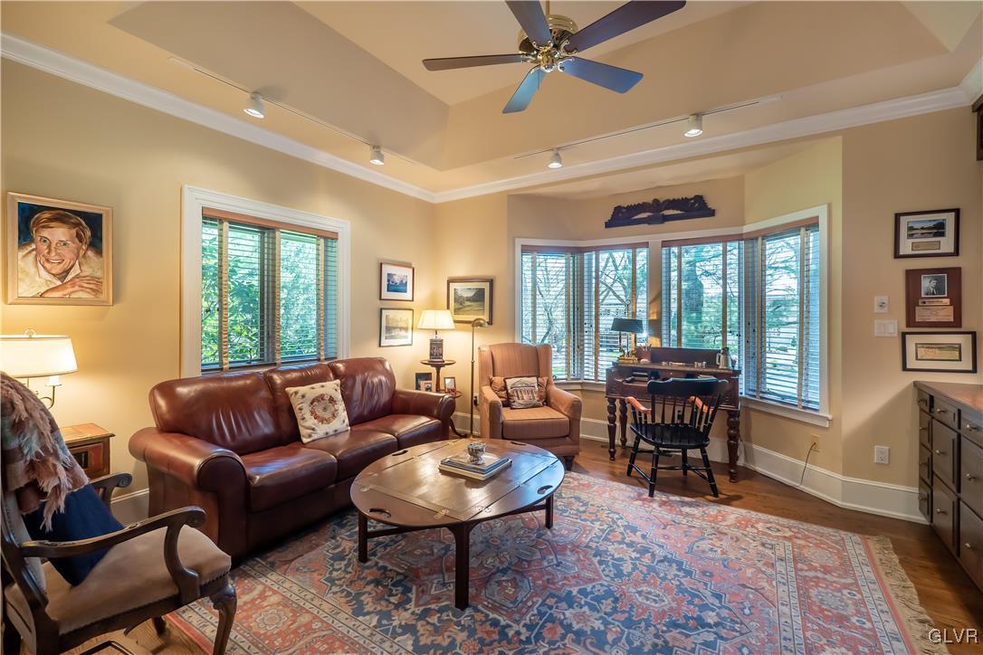 1556 Saucon Valley Road Bethlehem, PA 18015 - Photo 24 of 39 Sitting Room / Office