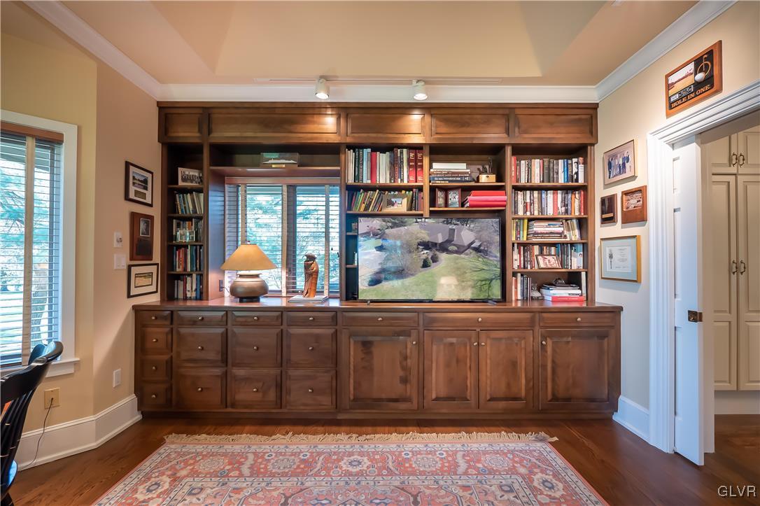1556 Saucon Valley Road Bethlehem, PA 18015 - Photo 25 of 39 Gallery Image 25