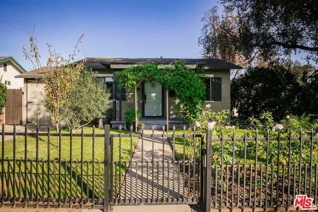 $799,000 | 212 South Craig Avenue, Pasadena, CA 91107