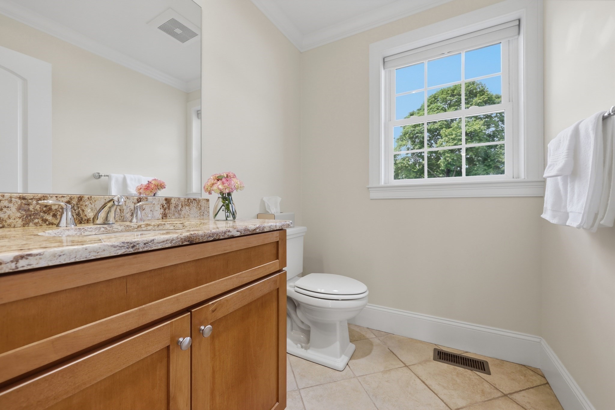 173 Bedford Road, Unit B Woburn, MA 01801 - Photo 13 of 33 Gallery Image 13