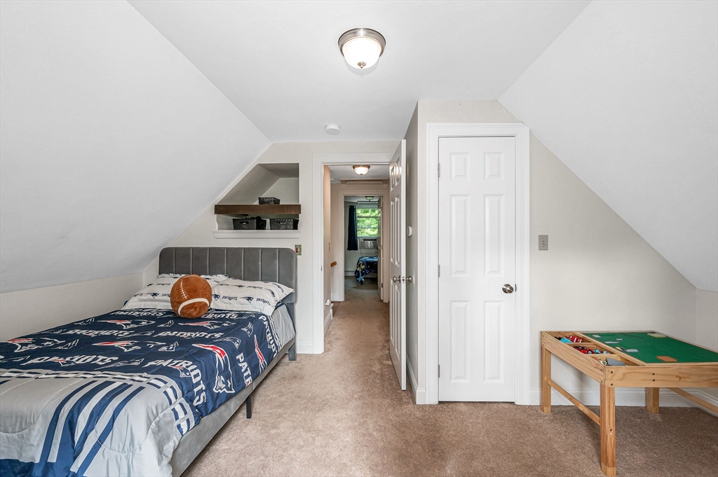32 Honor Roll Road Pelham, NH 03076 - Photo 23 of 42