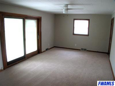 3221 East Paulding Road Fort Wayne, IN 46806 - Photo 3 of 8 Gallery Image 3