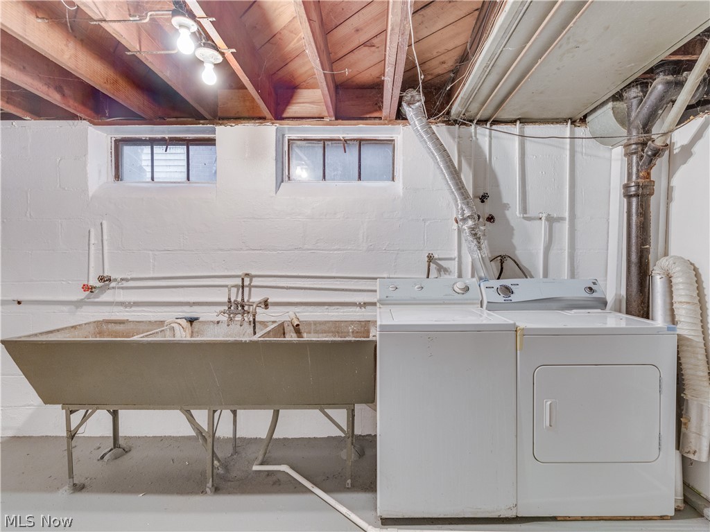 13658 Cedar Road Cleveland, OH 44118 - Photo 12 of 13
