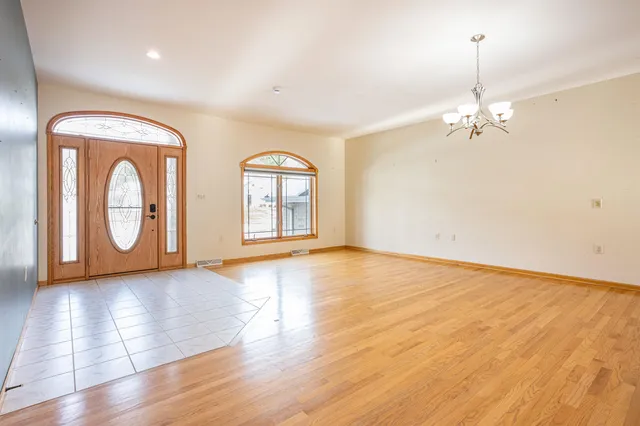 $429,000 | 1628 Michigan Avenue, Wisconsin Dells, WI 53965