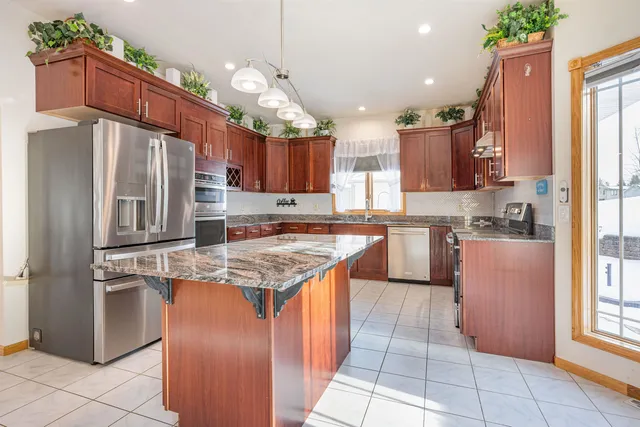 $429,000 | 1628 Michigan Avenue, Wisconsin Dells, WI 53965