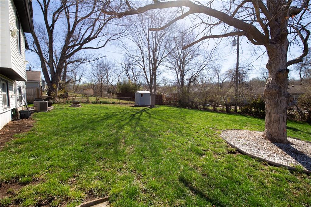 3505 Ruysser Road Kansas City, MO 64137 - Photo 30 of 33