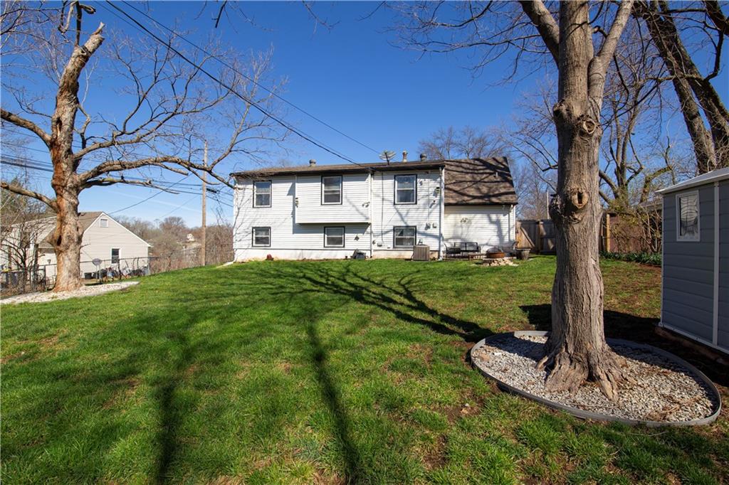 3505 Ruysser Road Kansas City, MO 64137 - Photo 33 of 33