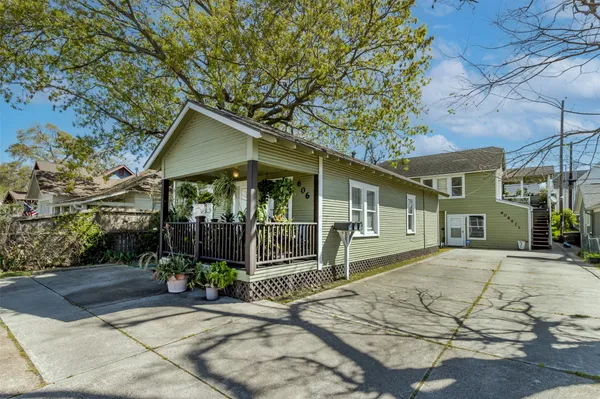 $620,000 | 606 Enid Street, Unit 3, Houston, TX 77009