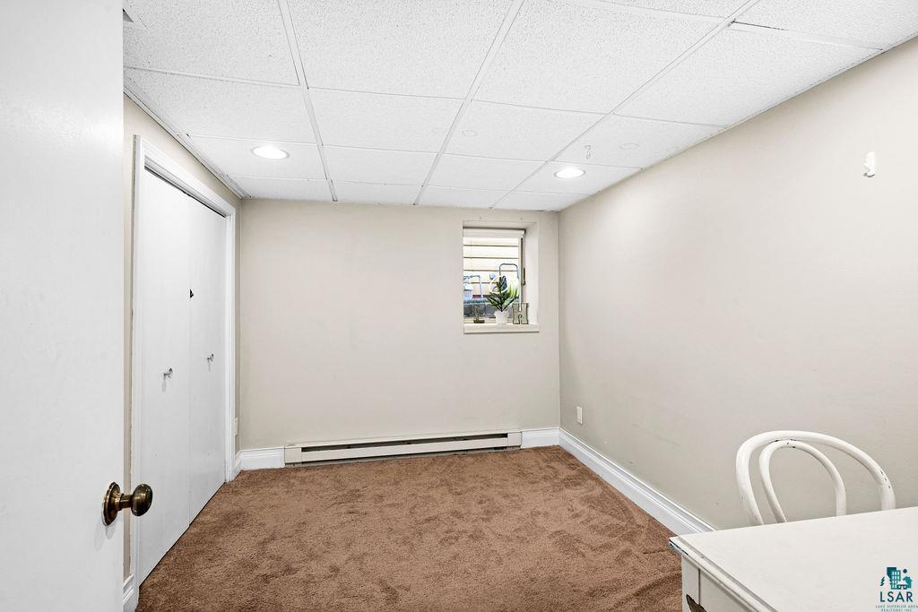 5211 Oneida Street Duluth, MN 55804 - Photo 24 of 40