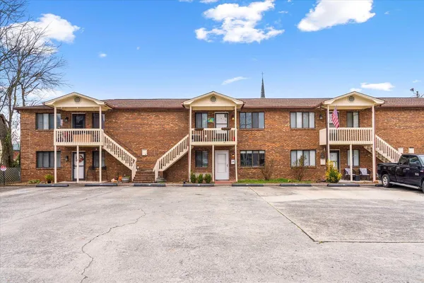 $184,900 | 303 Crystal Place, Unit 14, Dalton, GA 30720