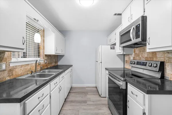 $184,900 | 303 Crystal Place, Unit 14, Dalton, GA 30720