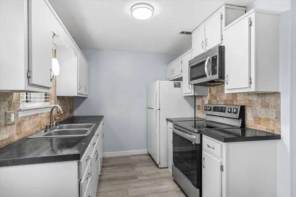 $184,900 | 303 Crystal Place, Unit 14, Dalton, GA 30720