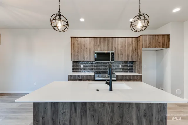 $459,990 | 10574 West Teratai Street, Star, ID 83669