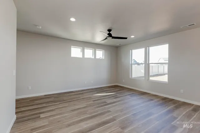 $459,990 | 10574 West Teratai Street, Star, ID 83669