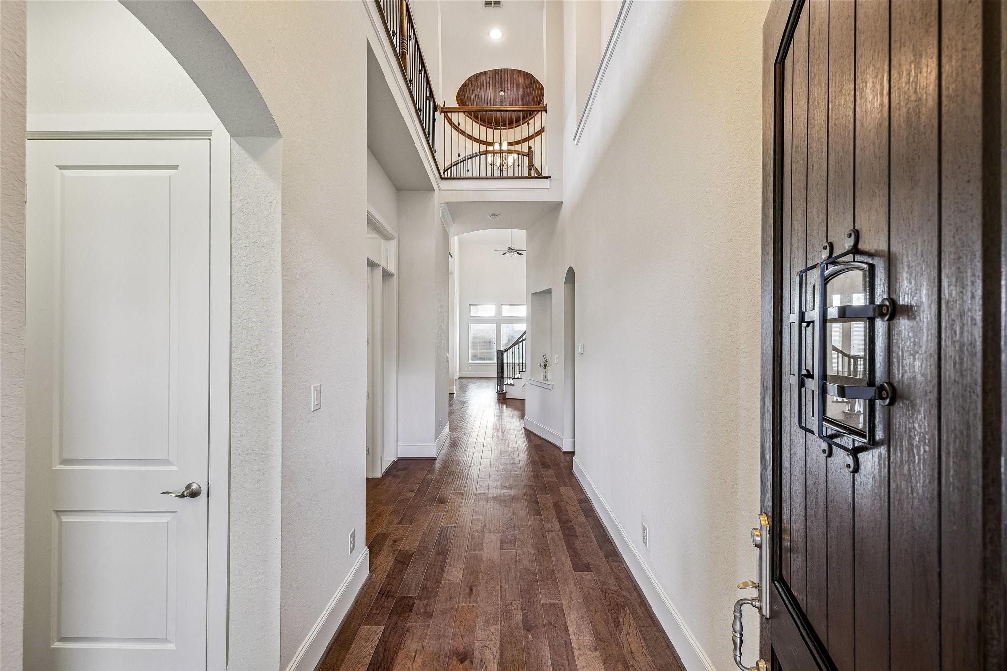 1607 Pinot Circle Houston, TX 77055 - Photo 11 of 43