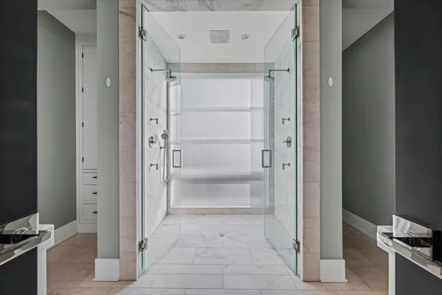 $1,499,000 | 3438 North Elaine Place, Unit PH, Chicago, IL 60657