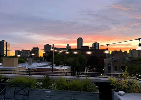 $1,499,000 | 3438 North Elaine Place, Unit PH, Chicago, IL 60657