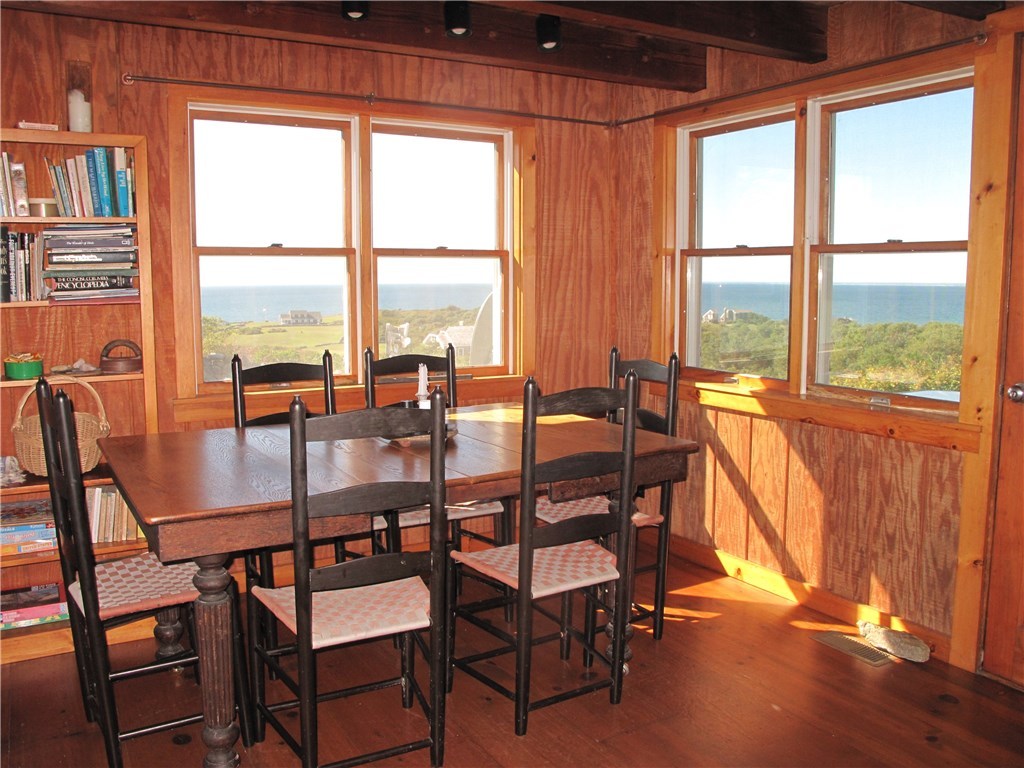 1218 West Side Road Block Island, RI 02807 - Photo 4 of 9 Dining area