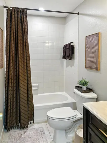 $1,075,000 | 10771 154th Road North, Jupiter, FL 33478