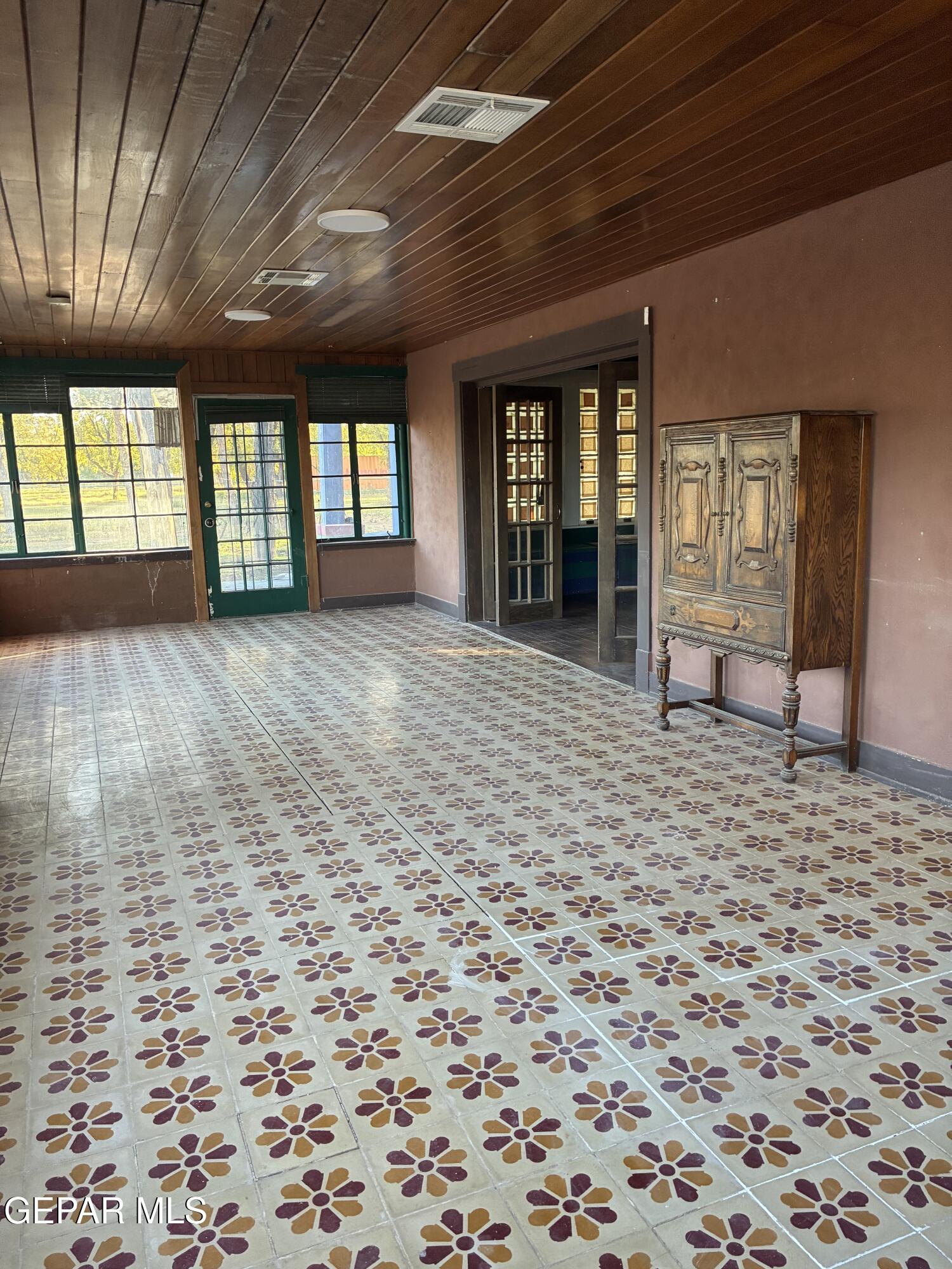 7017 McNutt Road Anthony, NM 88021 - Photo 6 of 7 sunroom