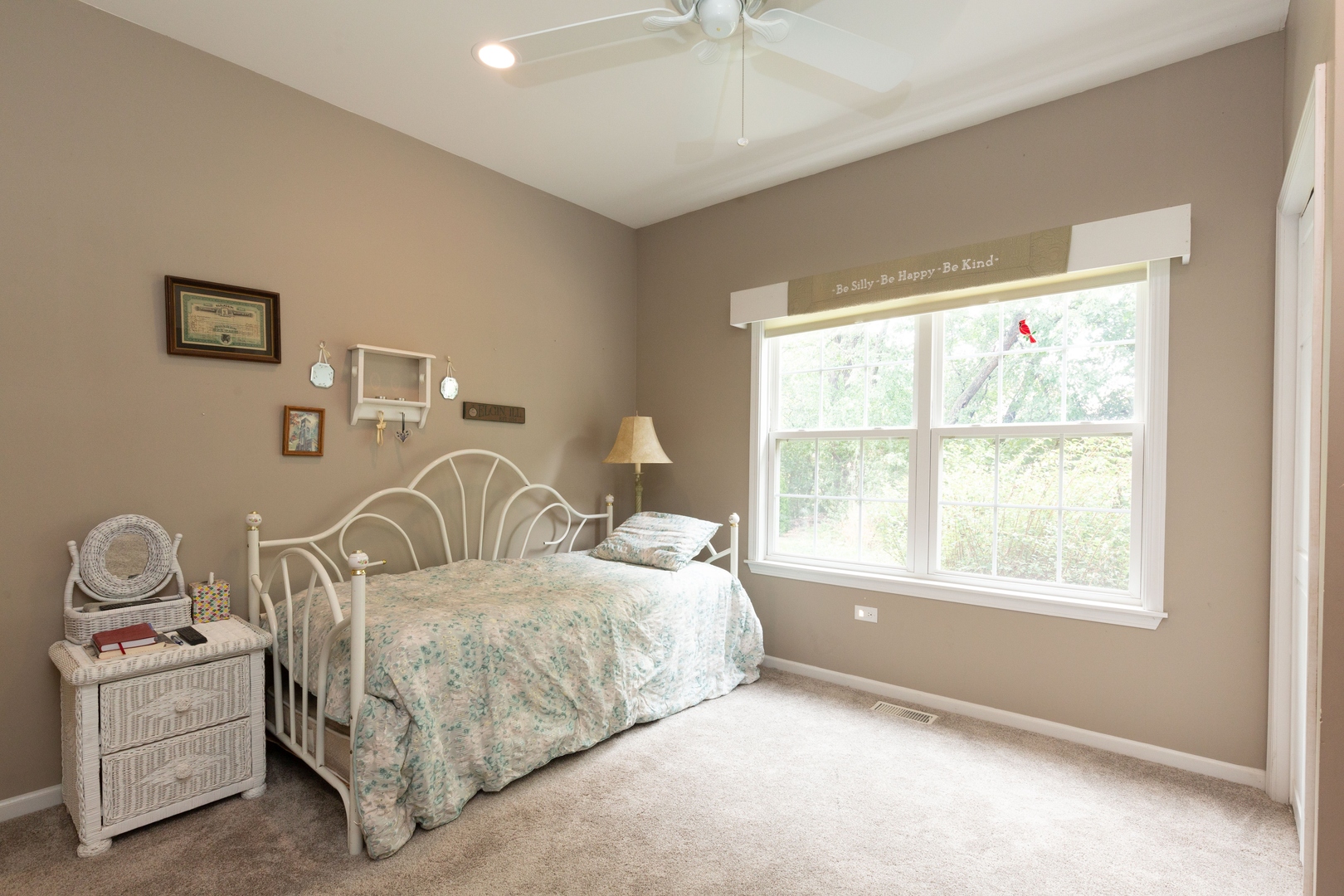 630 Robin Ridge Elgin, IL 60123 - Photo 16 of 21