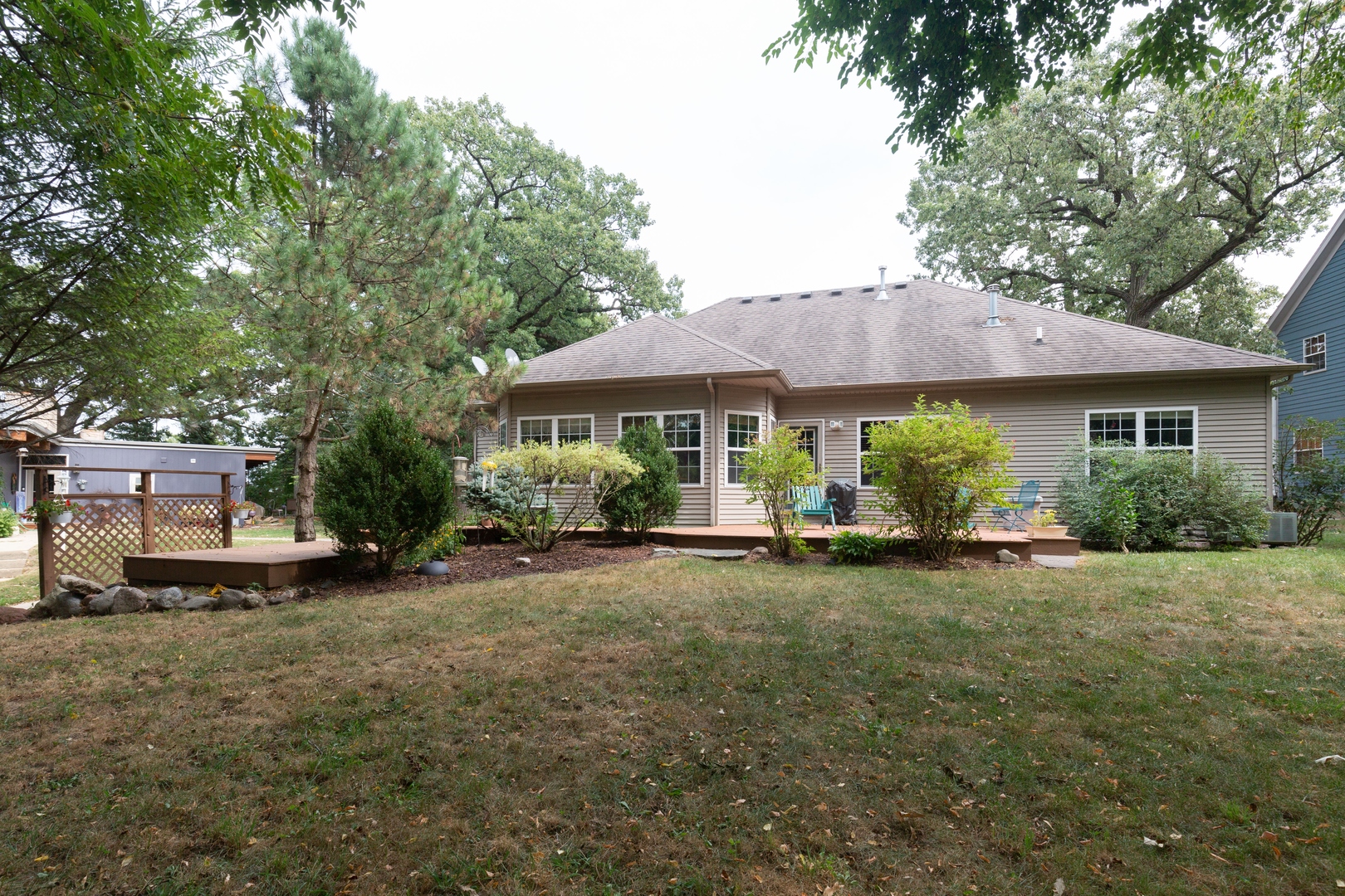 630 Robin Ridge Elgin, IL 60123 - Photo 19 of 21