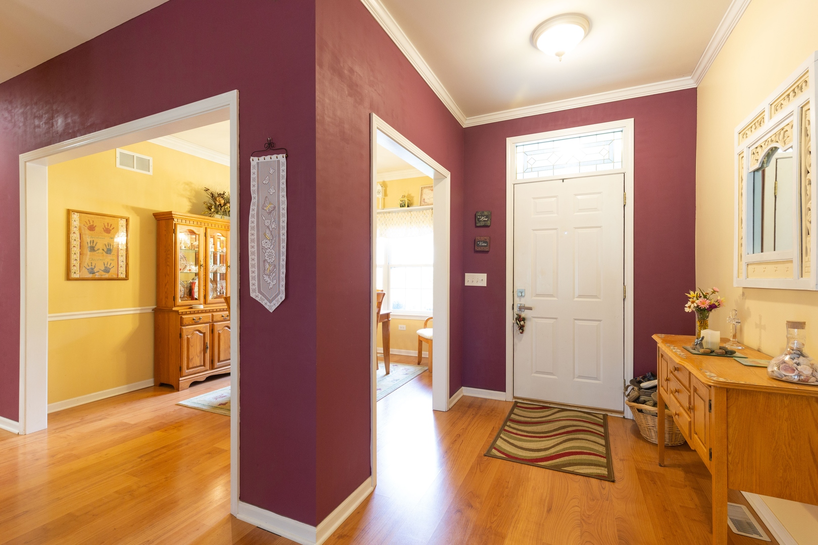 630 Robin Ridge Elgin, IL 60123 - Photo 3 of 21