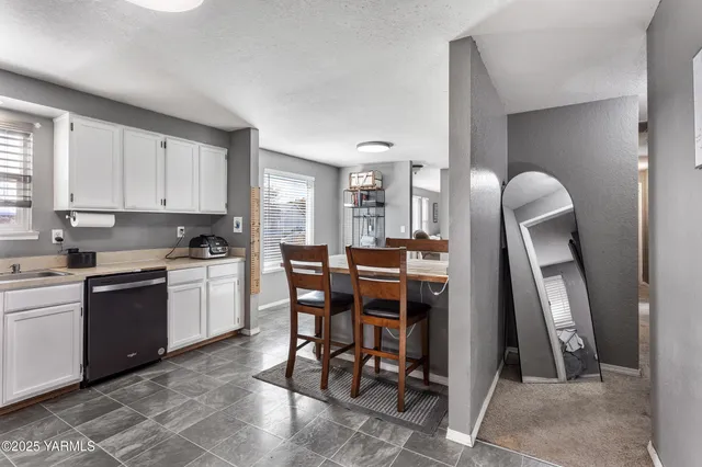 $339,000 | 5503 Mt Aix Way, Yakima, WA 98901