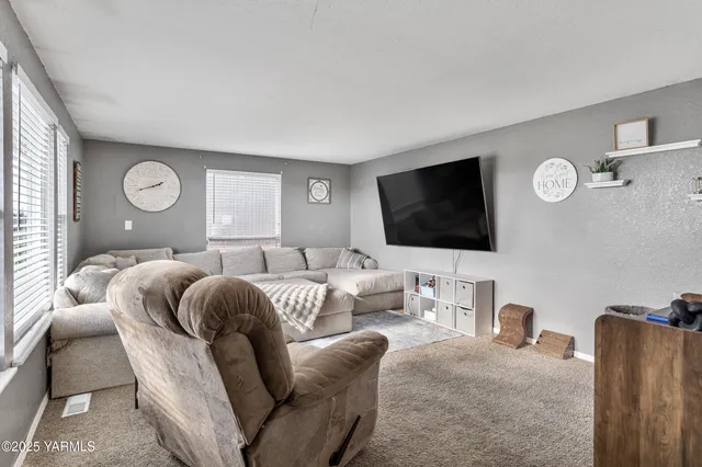 $339,000 | 5503 Mt Aix Way, Yakima, WA 98901