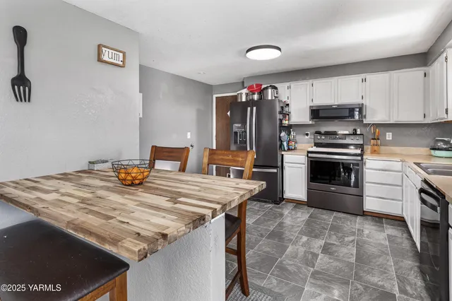 $339,000 | 5503 Mt Aix Way, Yakima, WA 98901