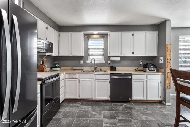 $339,000 | 5503 Mt Aix Way, Yakima, WA 98901
