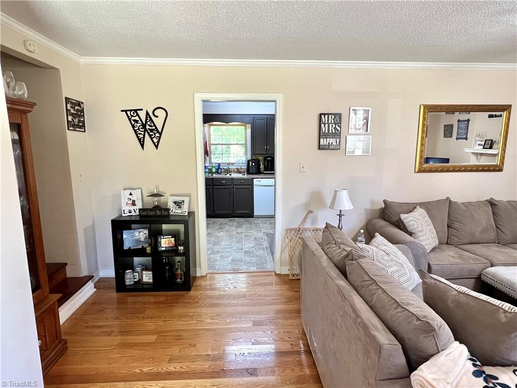 121 West Greenhill Road Mount Airy, NC 27030 - Photo 10 of 17 Gallery Image 10