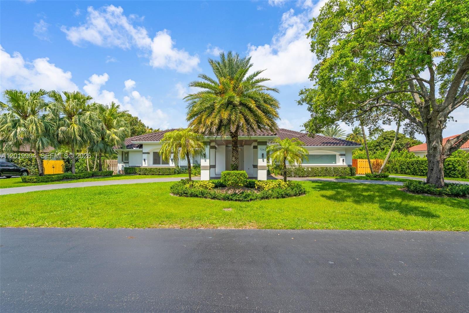 7262 Southwest 120th Avenue Miami, FL 33183 - Photo 3 of 65