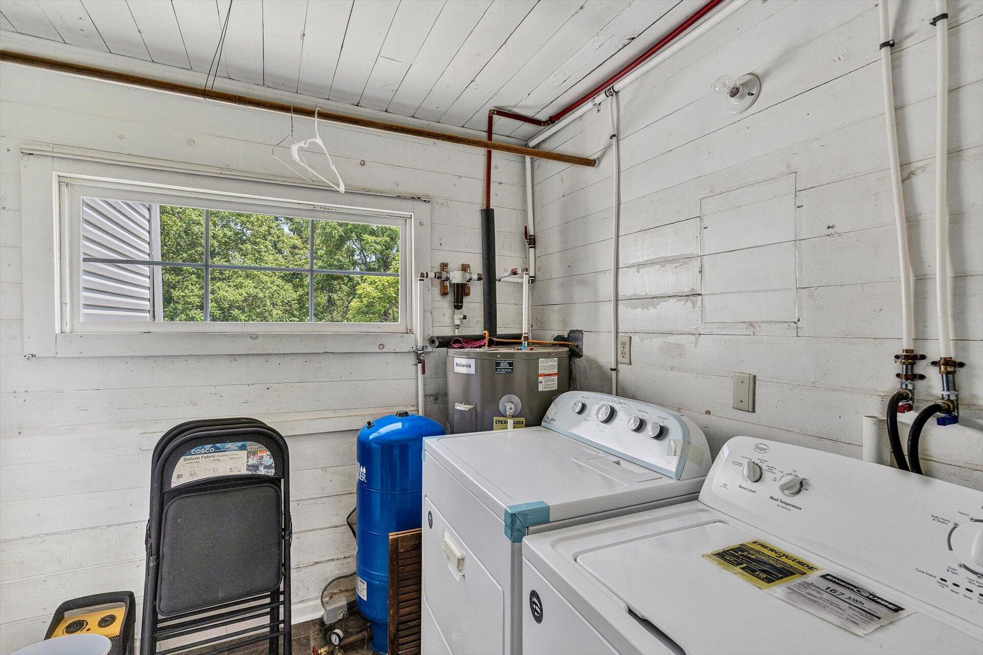 2446 Deer Run Road Ferrum, VA 24088 - Photo 51 of 145 Farmhouse - Laundry Entry Lvl